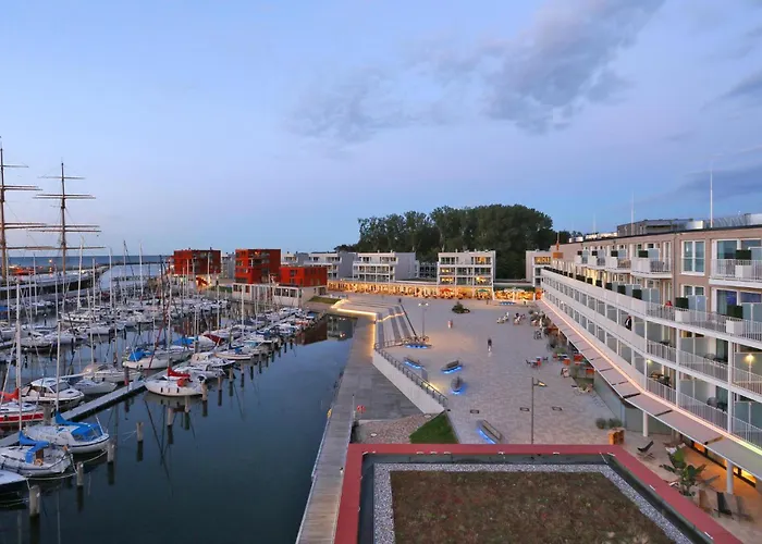 Duenenvilla 16, Whg 8 *